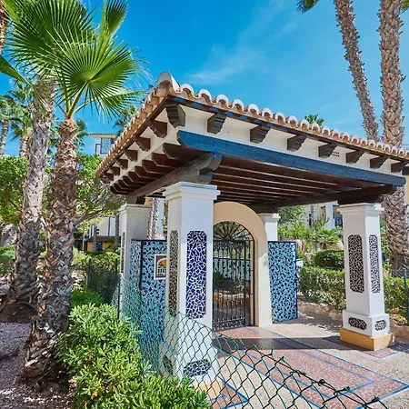 Classic Mediterranean Style - By Welcomely Τορεβιέχα